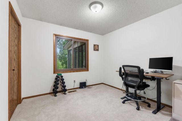 4382 Metcalf Drive, Eagan, MN 55122
