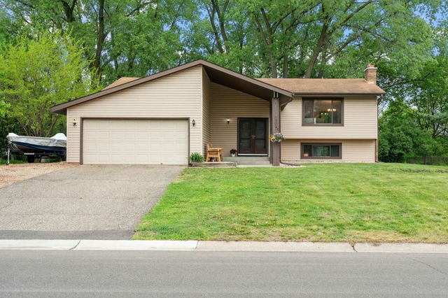 4382 Metcalf Drive, Eagan, MN 55122