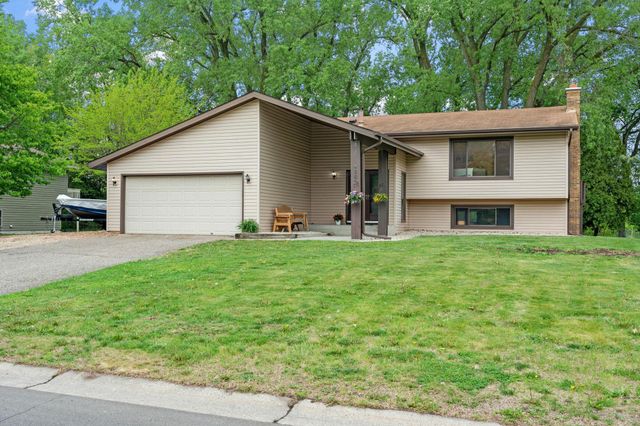 4382 Metcalf Drive, Eagan, MN 55122