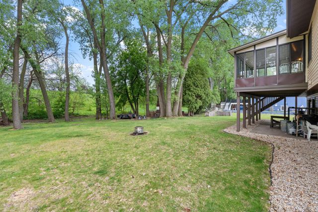 4382 Metcalf Drive, Eagan, MN 55122