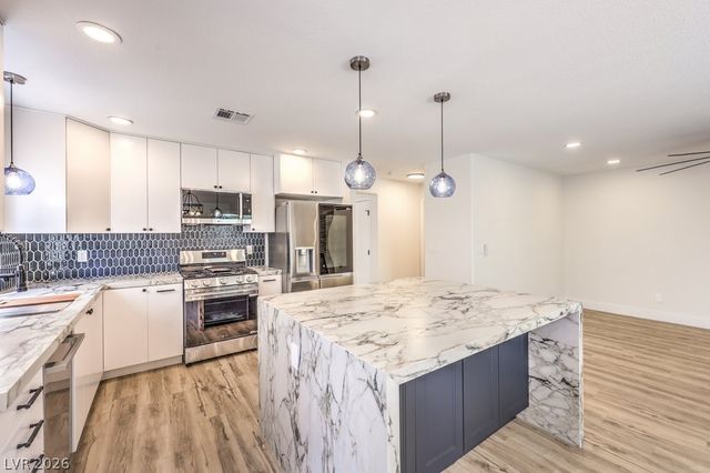 8977 Paige Renee Court, Las Vegas, NV 89117