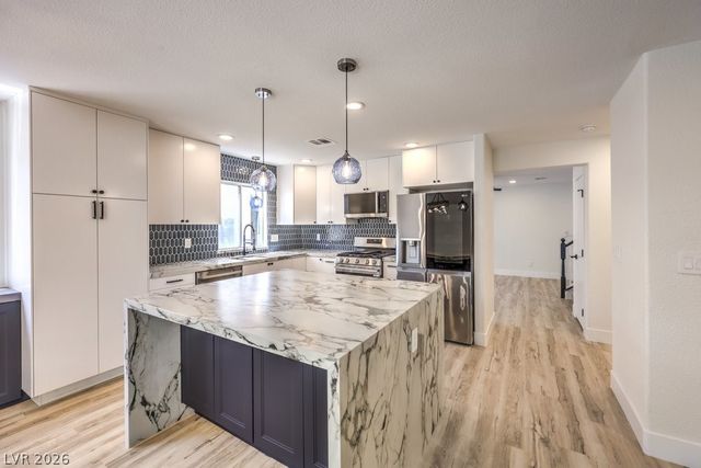 8977 Paige Renee Court, Las Vegas, NV 89117