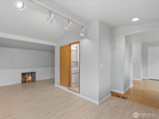 23206 84th Avenue W, Edmonds, WA 98026