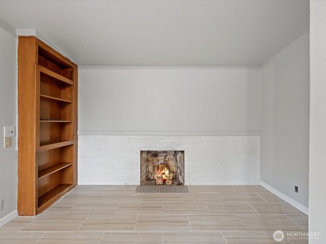 23206 84th Avenue W, Edmonds, WA 98026