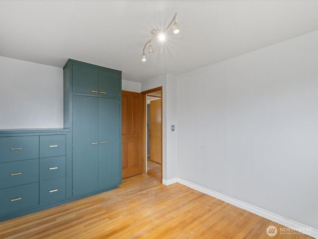 23206 84th Avenue W, Edmonds, WA 98026