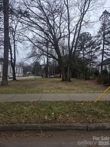 3953 Winterfield Place, Charlotte, NC 28205
