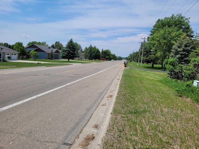 798 S Shore Drive, Detroit Lakes, MN 56501