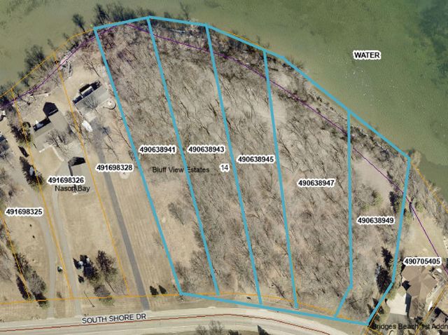 798 S Shore Drive, Detroit Lakes, MN 56501