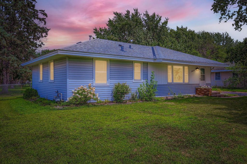 2629 116th Avenue NW, Coon Rapids, MN 55433