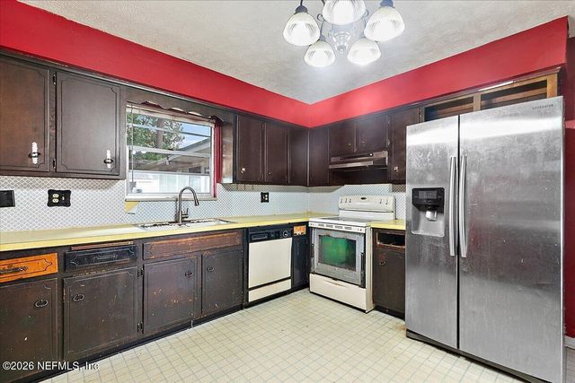 2415 WASHINGTON Street, Orange Park, FL 32073