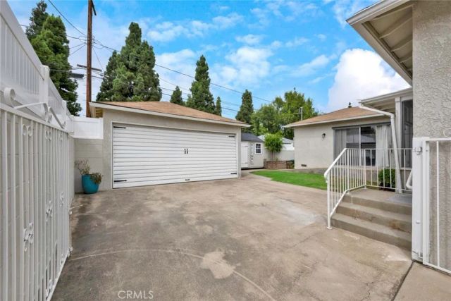 5423 Dunrobin Avenue, Lakewood, CA 90713