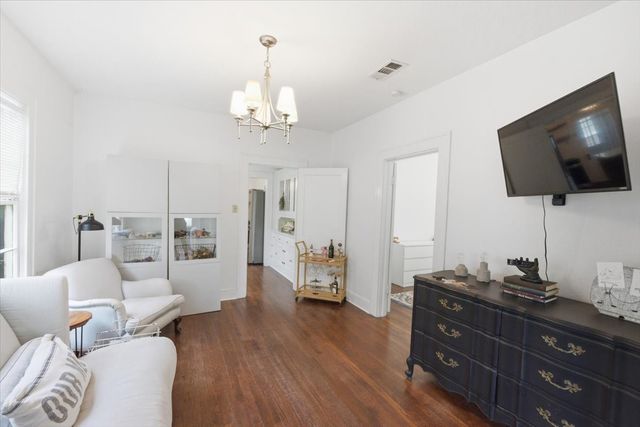 909 N 34th Street, Waco, TX 76710