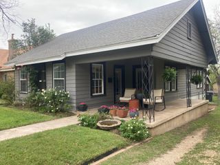 909 N 34th Street, Waco, TX 76710