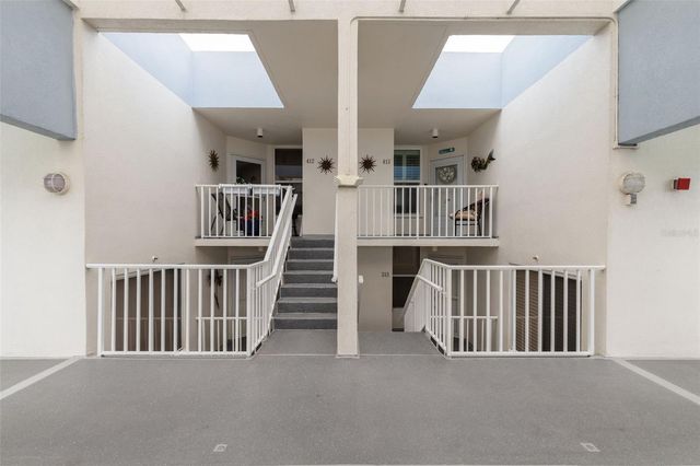 5279 ISLA KEY BOULEVARD S 413, St Petersburg, FL 33715