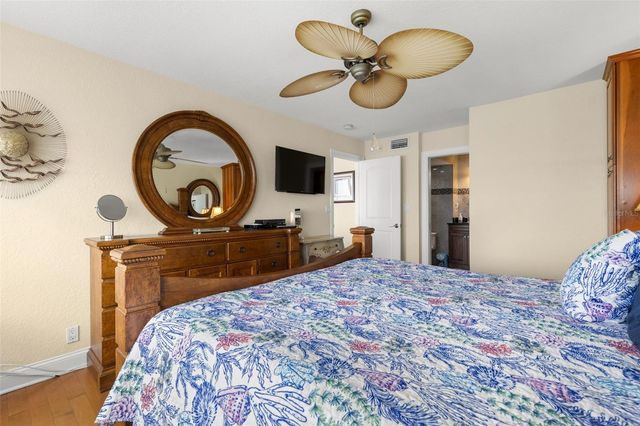 5279 ISLA KEY BOULEVARD S 413, St Petersburg, FL 33715