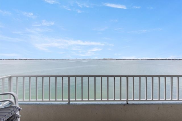 5279 ISLA KEY BOULEVARD S 413, St Petersburg, FL 33715