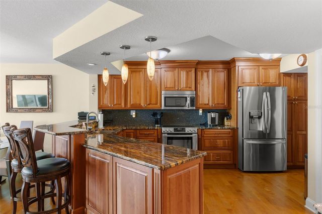 5279 ISLA KEY BOULEVARD S 413, St Petersburg, FL 33715