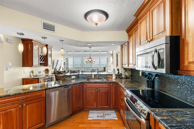 5279 ISLA KEY BOULEVARD S 413, St Petersburg, FL 33715