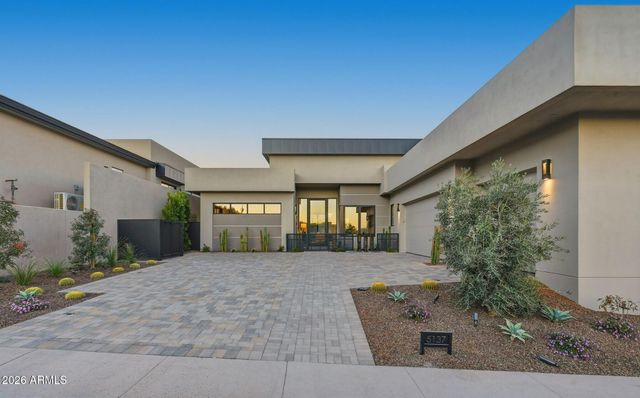 5137 N ASCENT Drive, Scottsdale, AZ 85251