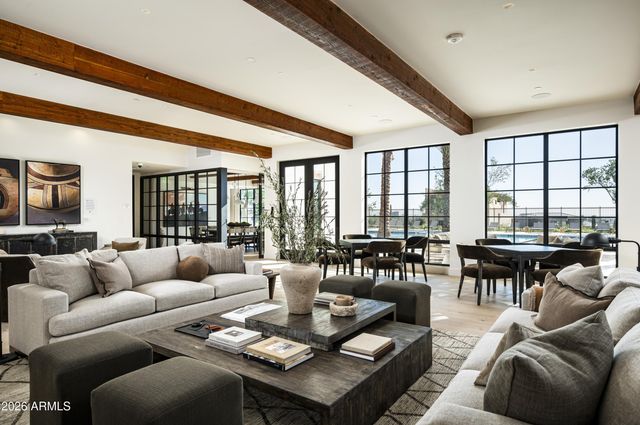 5137 N ASCENT Drive, Scottsdale, AZ 85251