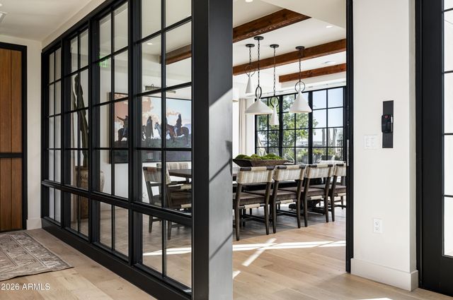 5137 N ASCENT Drive, Scottsdale, AZ 85251