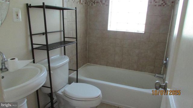 8504 49TH AVE, College Park, MD 20740