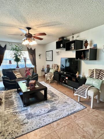 3802 Medford Court, Boynton Beach, FL 33436
