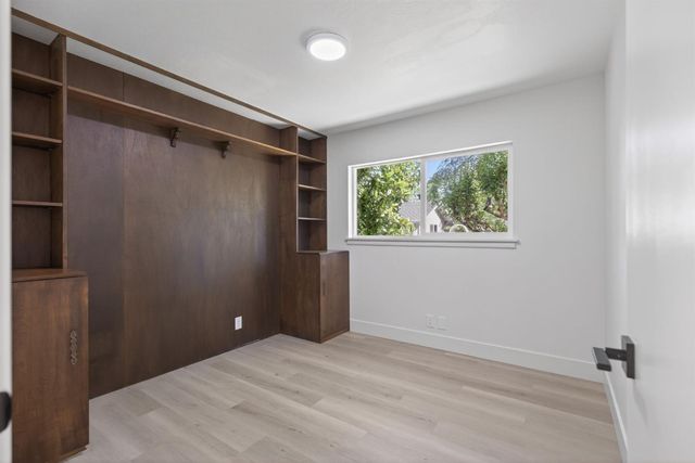 4709 Donnie Lyn Way, Carmichael, CA 95608