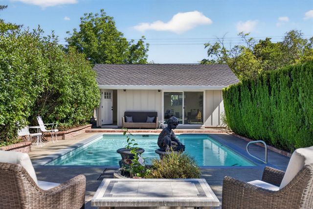 4709 Donnie Lyn Way, Carmichael, CA 95608
