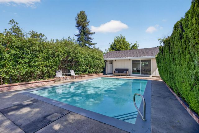 4709 Donnie Lyn Way, Carmichael, CA 95608