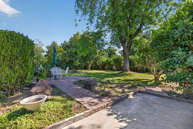 4709 Donnie Lyn Way, Carmichael, CA 95608