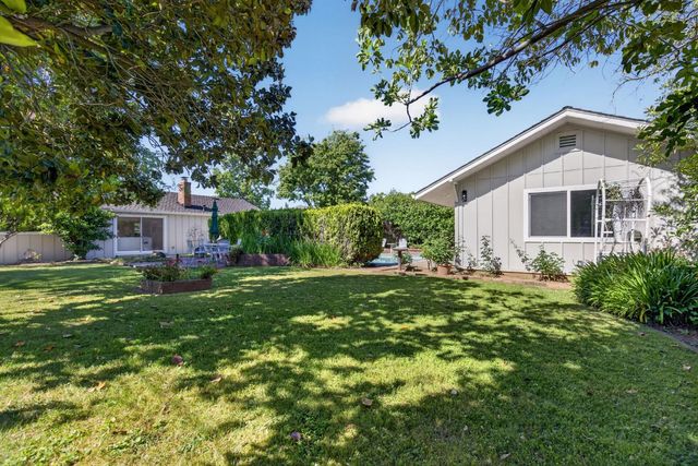 4709 Donnie Lyn Way, Carmichael, CA 95608