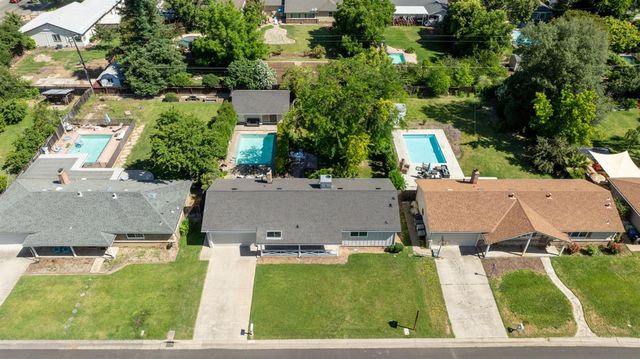 4709 Donnie Lyn Way, Carmichael, CA 95608
