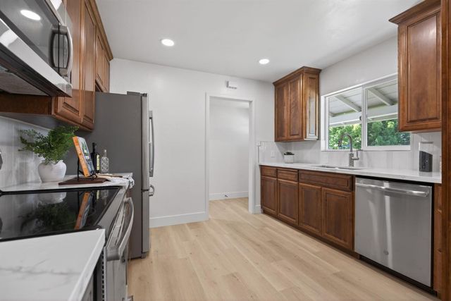 4709 Donnie Lyn Way, Carmichael, CA 95608
