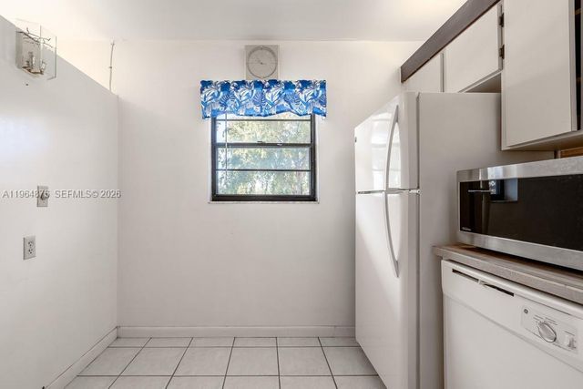 250 Gate Rd 257, Hollywood, FL 33024