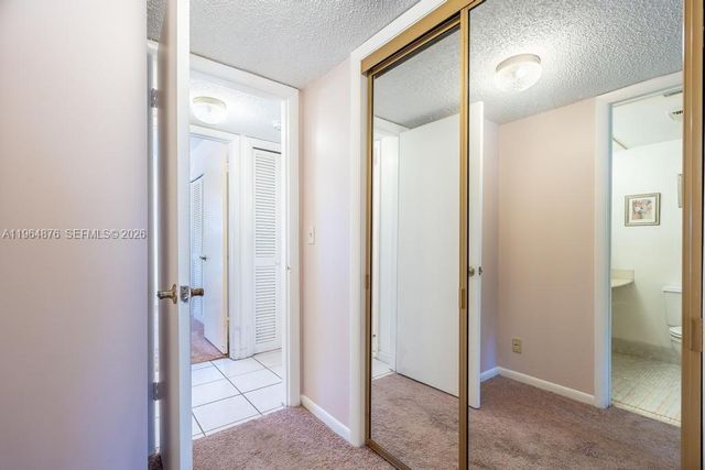 250 Gate Rd 257, Hollywood, FL 33024