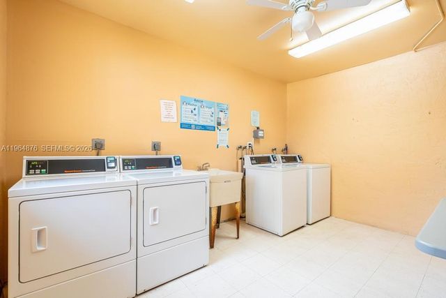 250 Gate Rd 257, Hollywood, FL 33024