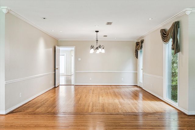 5505 Holly Springs Drive, Houston, TX 77056