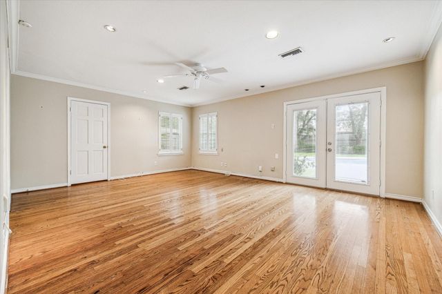 5505 Holly Springs Drive, Houston, TX 77056
