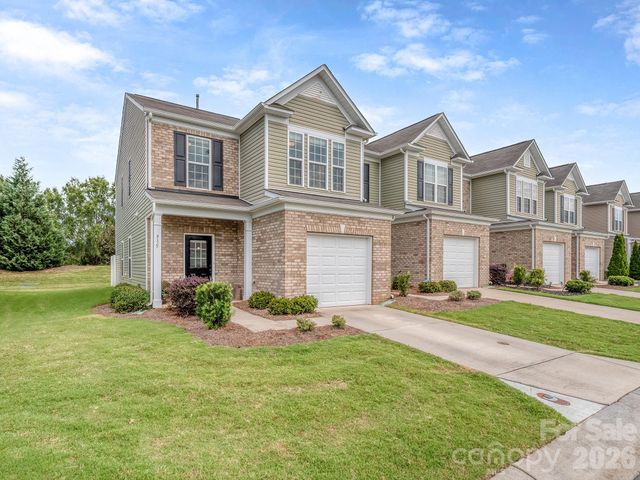 915 Wicawa Road, Fort Mill, SC 29708