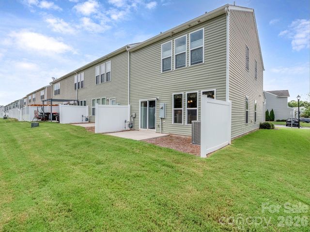 915 Wicawa Road, Fort Mill, SC 29708