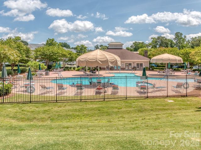 915 Wicawa Road, Fort Mill, SC 29708