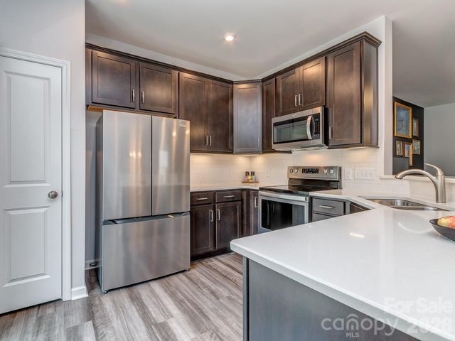 915 Wicawa Road, Fort Mill, SC 29708
