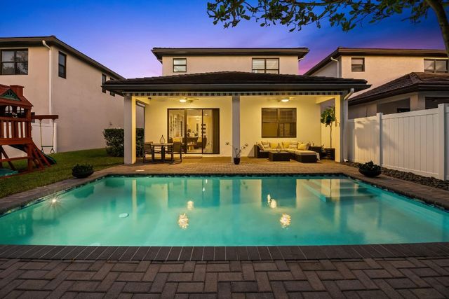 4919 Whispering Way, Fort Lauderdale, FL 33312