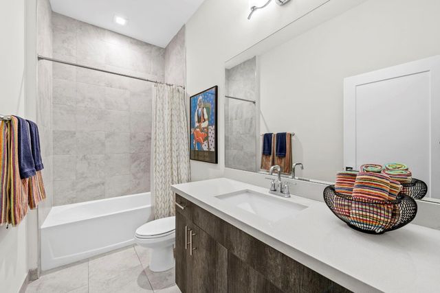 4919 Whispering Way, Fort Lauderdale, FL 33312