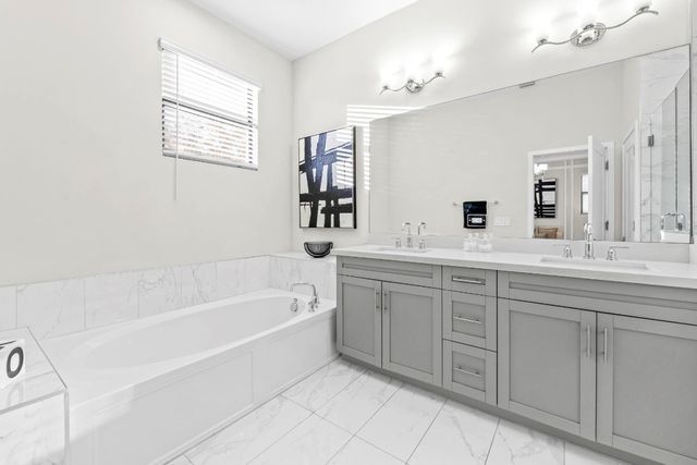 4919 Whispering Way, Fort Lauderdale, FL 33312