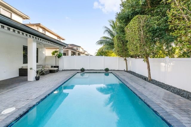 4919 Whispering Way, Fort Lauderdale, FL 33312