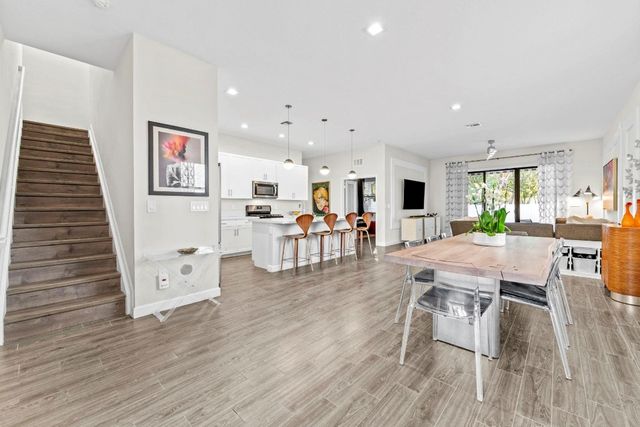 4919 Whispering Way, Fort Lauderdale, FL 33312