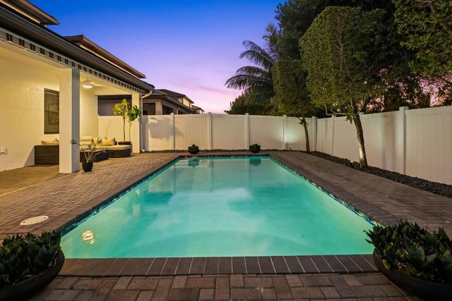 4919 Whispering Way, Fort Lauderdale, FL 33312