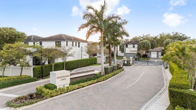 4919 Whispering Way, Fort Lauderdale, FL 33312